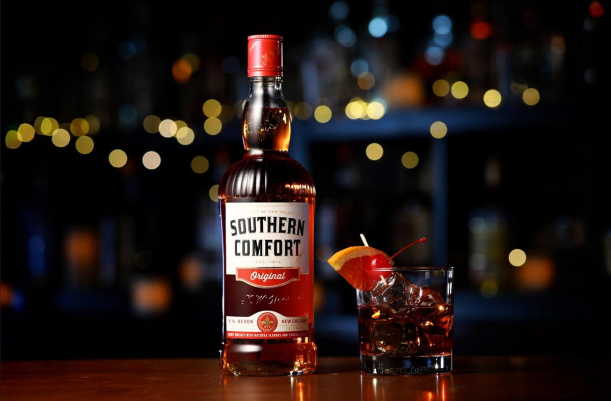 Southern Comfort Original, Liqueur with Whiskey, 1L, 35 Percent ABV