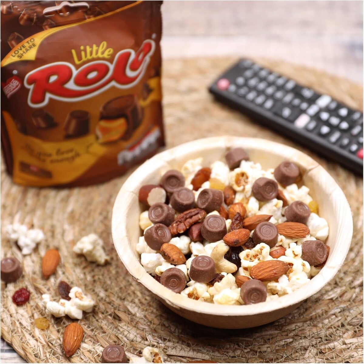 Rolo Milk Chocolate Caramel Sharing Pouch, 103G