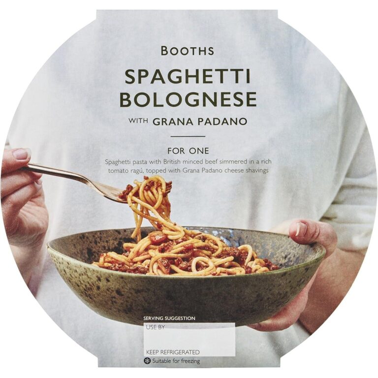 Booths Spaghetti Bolognese with Grana Padano, 400G - Serves 1