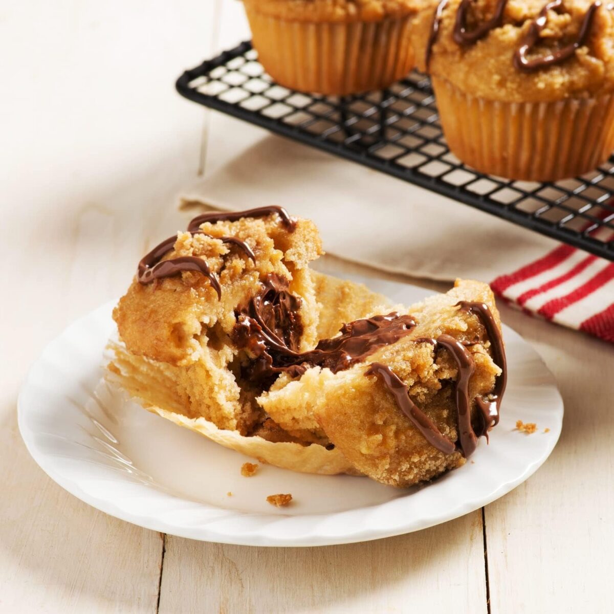 Nutella Hazelnut Chocolate Spread Jar for Pancakes, Unique Recipe for a Smooth Texture and an Unmistakable Taste, Pack of 1 X 350G